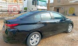 نيسان فيرسا